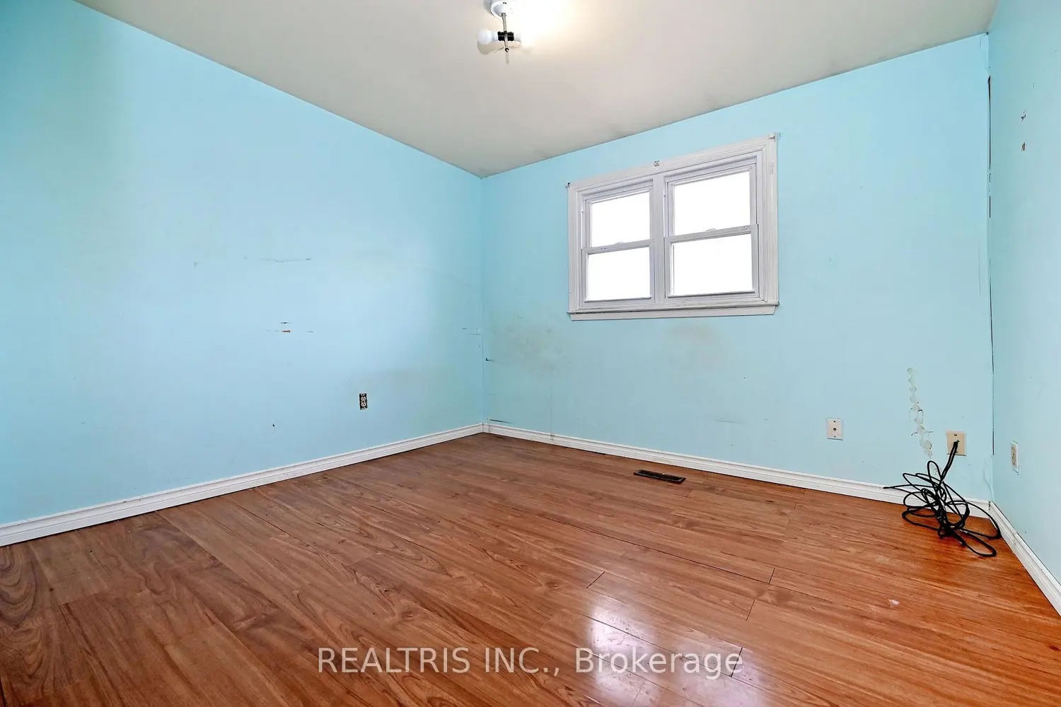 Additional image 10 of 116 Sutherland Avenue