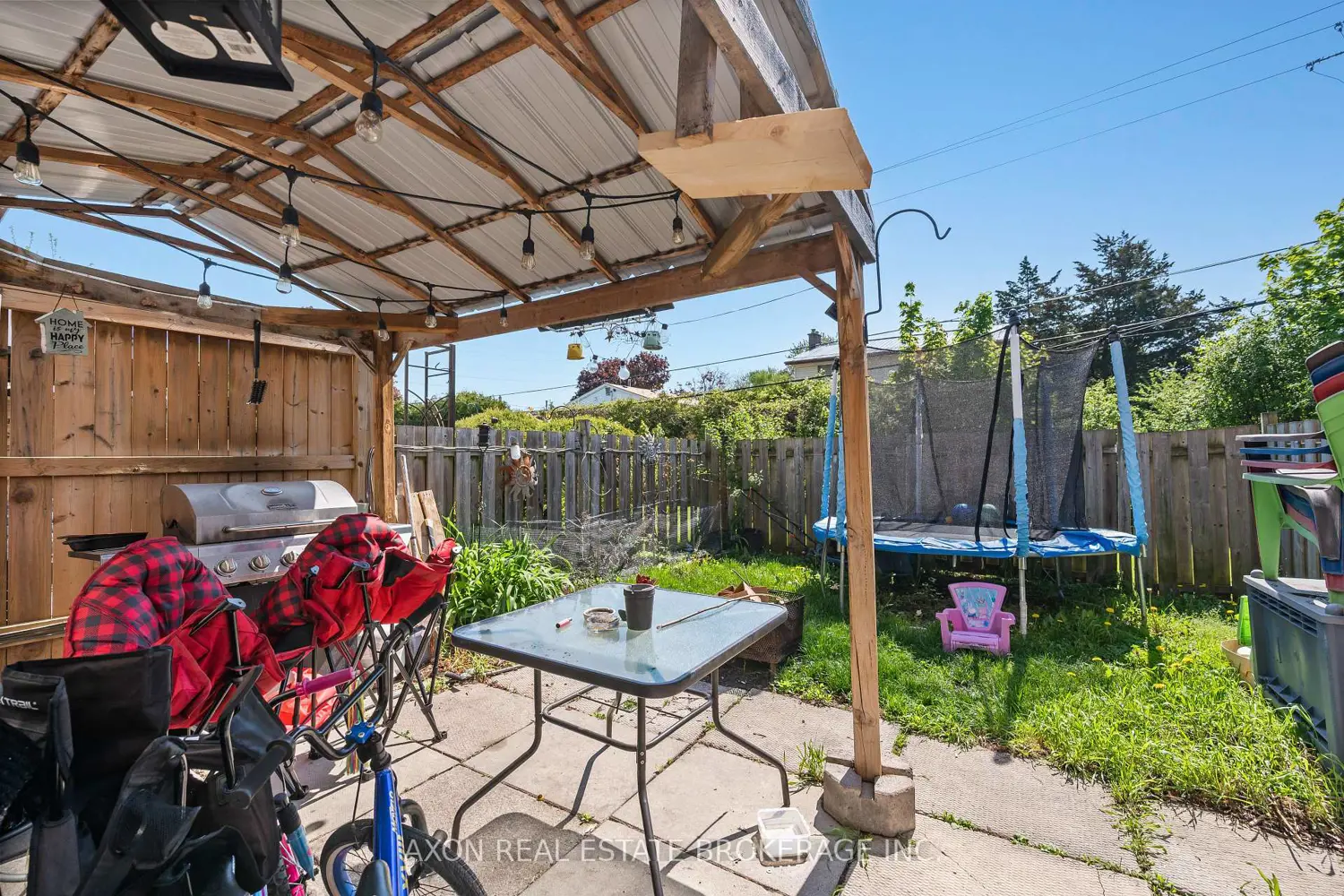 869 Oakview Avenue