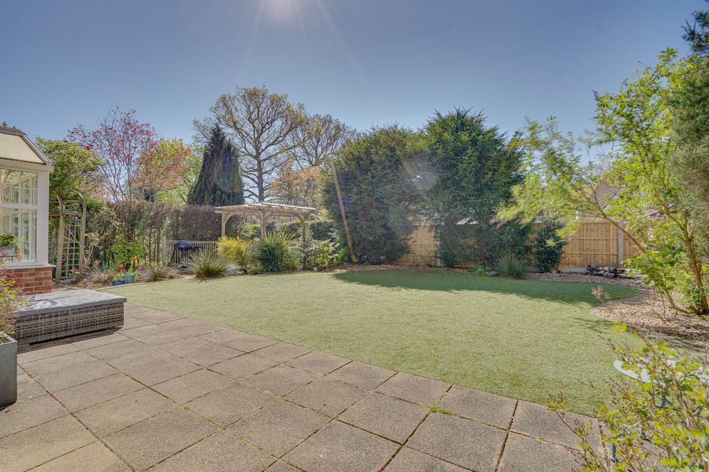 Additional image 6 of 4 bed detached house for saleCompton Close, Boyatt Wood, Eastleigh SO50