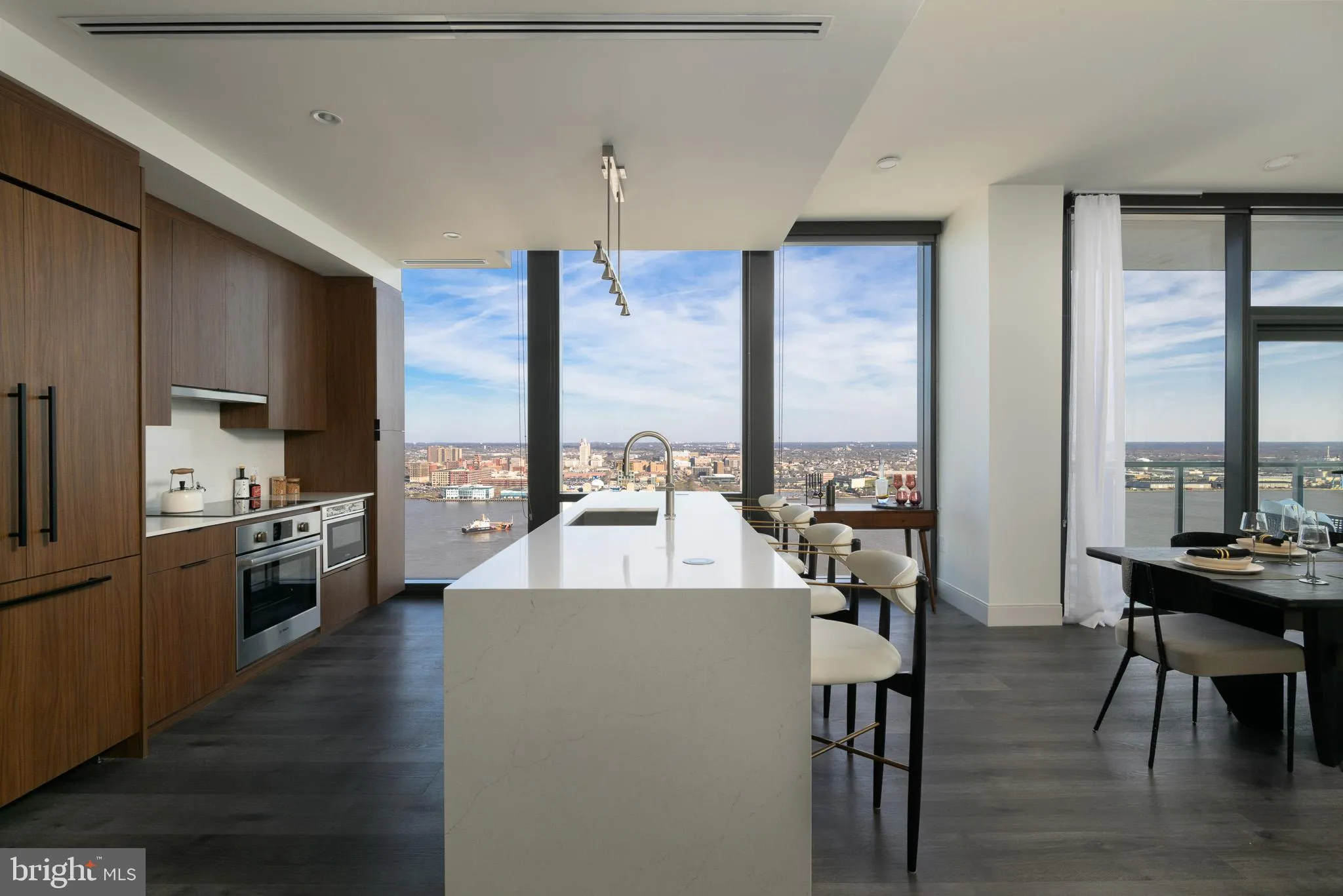 Additional image 39 of 1-5 Dock Street Unit PH2904, Philadelphia, PA 19106