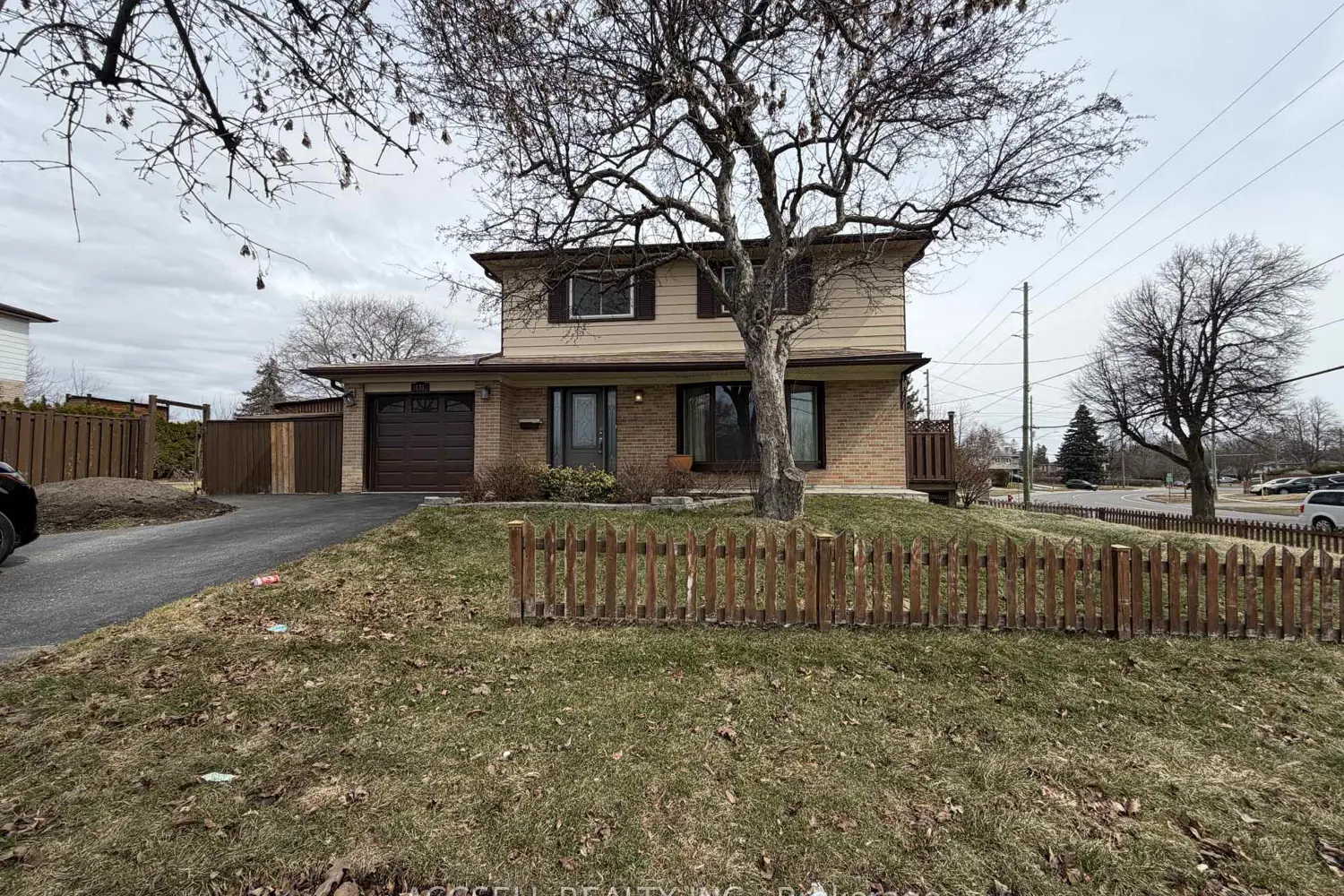 135 Mountainview Road photo 2