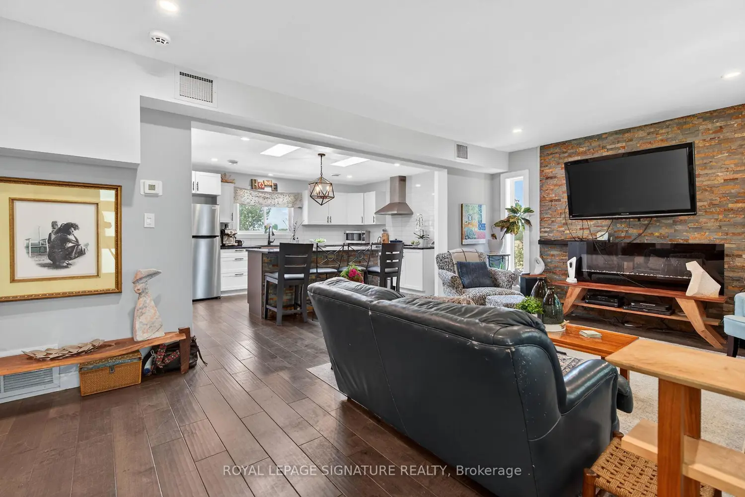 393 Marshagan Road photo 5