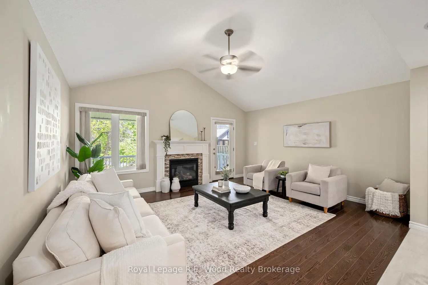 16 Colin Avenue photo 5