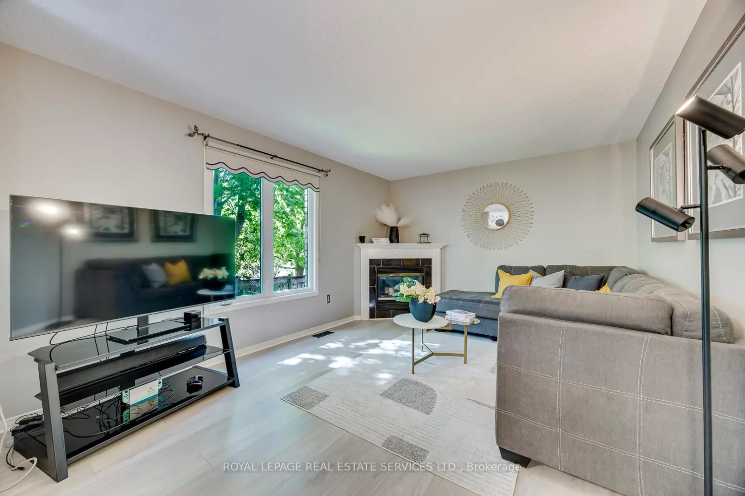 2114 Springdale Road photo 5