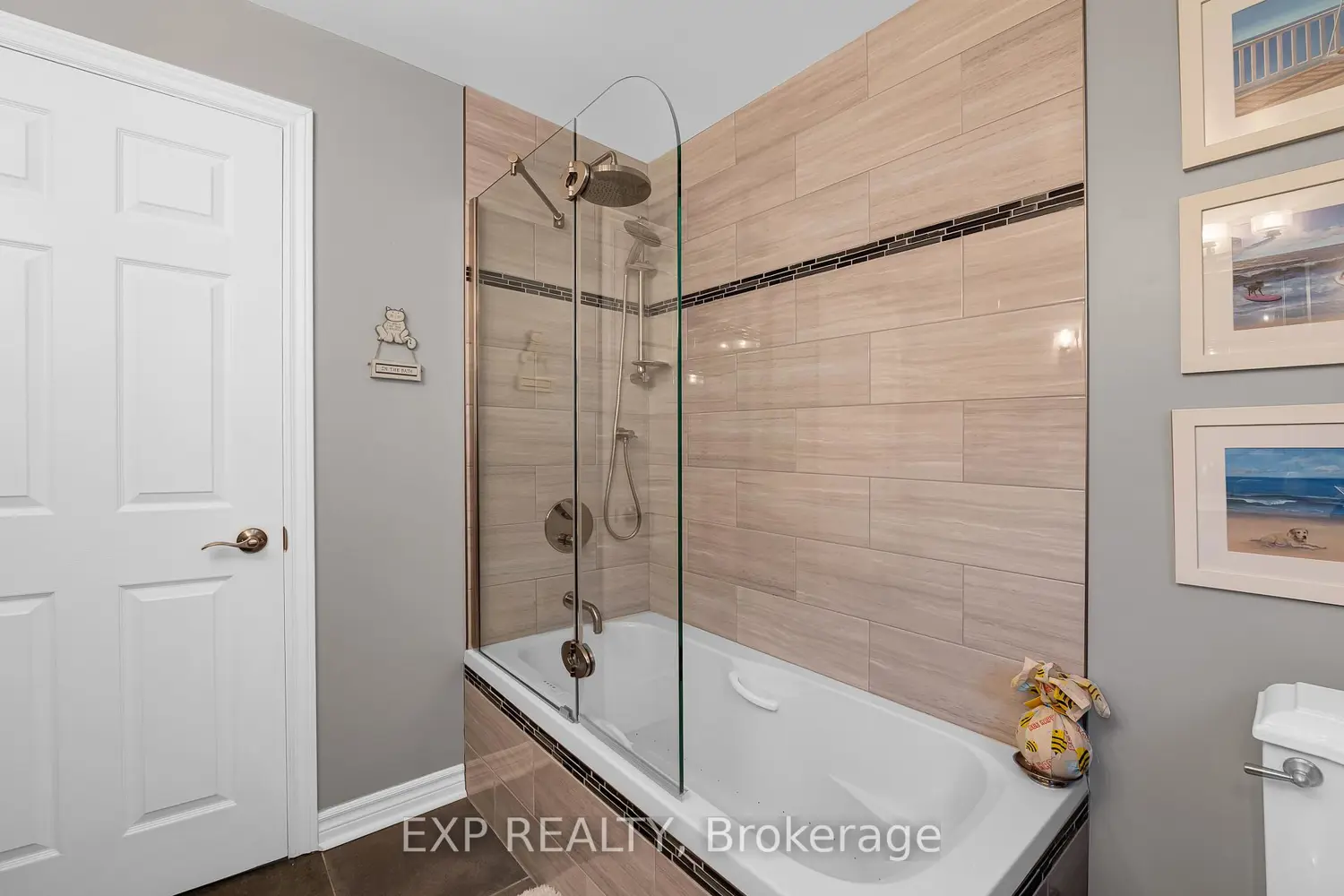 450 Lake Drive photo 4