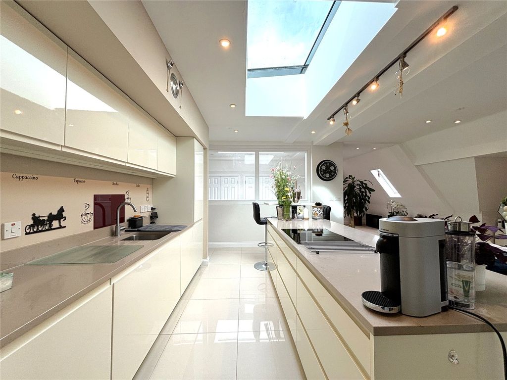 Additional image 7 of 3 bed flat for saleSomerleigh Road, Dorchester, Dorset DT1