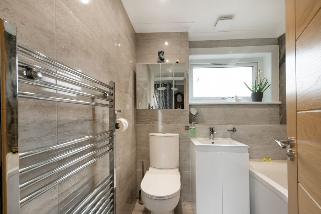 Additional image 12 of 2 bed semi-detached house for saleBrewlands Court, Dollar FK14