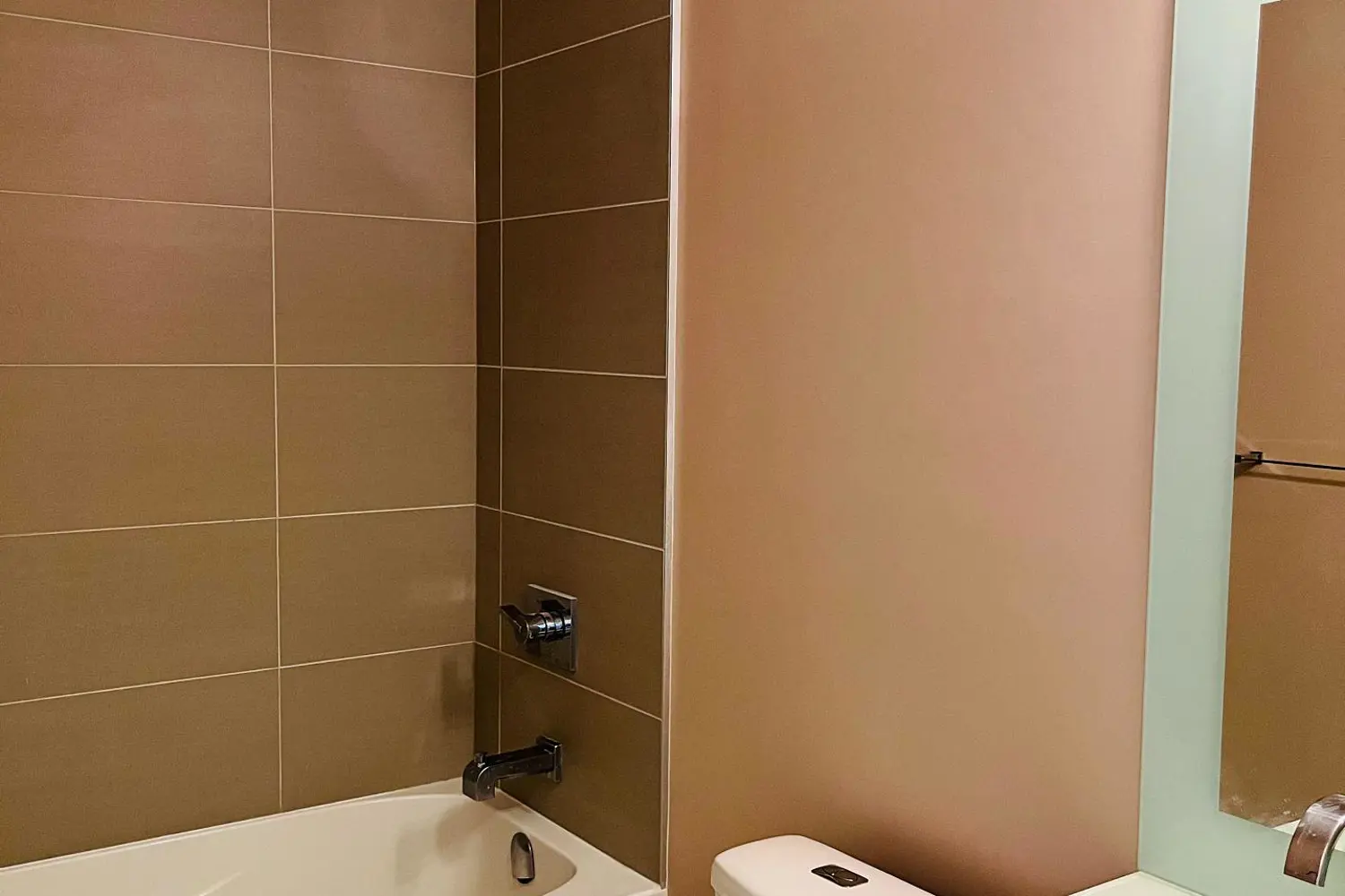 Additional image 18 of 111 St Clair Avenue 1607