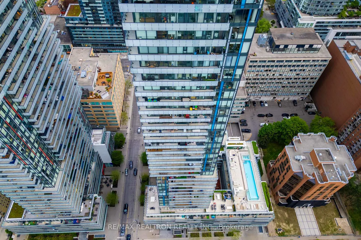 Additional image 17 of 161 Roehampton Avenue 603