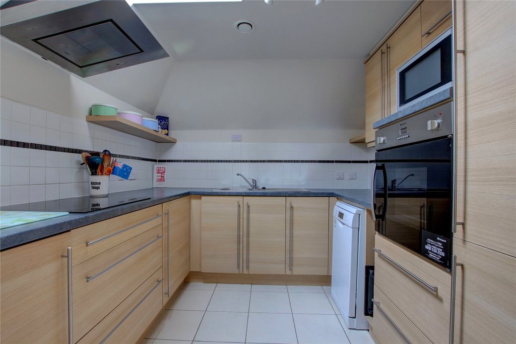 Additional image 4 of 2 bed flat for saleHanbury Road, Droitwich, Worcestershire WR9
