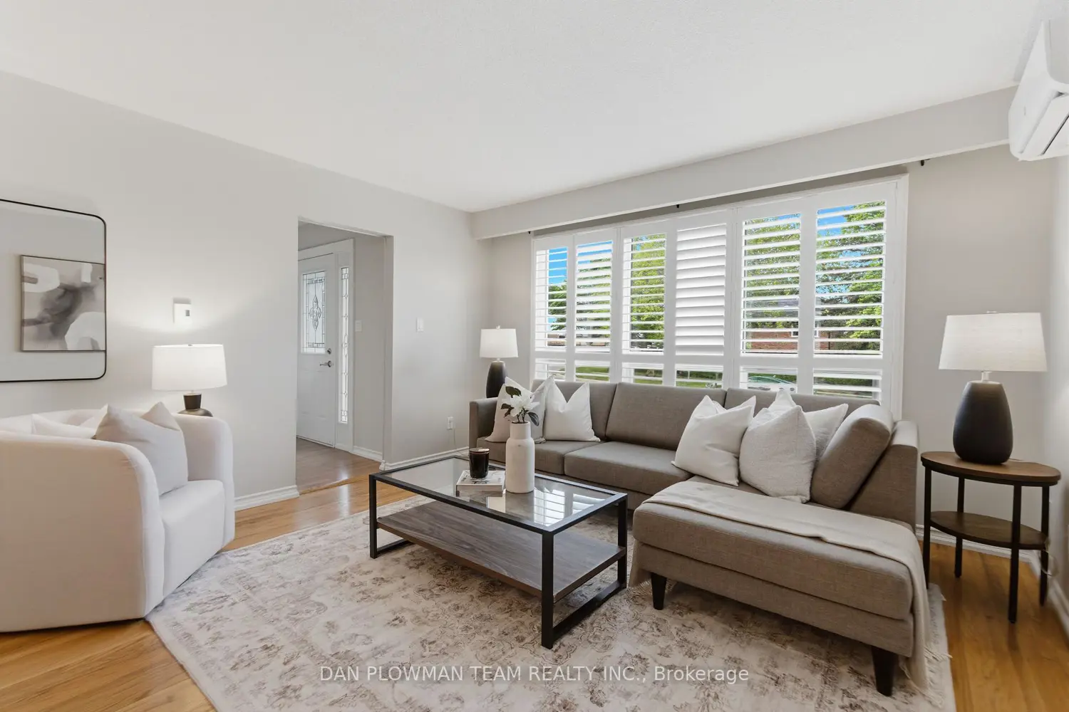 808 Central Park Boulevard photo 3