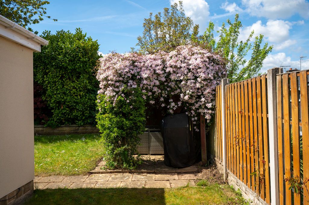 Additional image 25 of 5 bed bungalow for saleRomney Drive, Dronfield S18