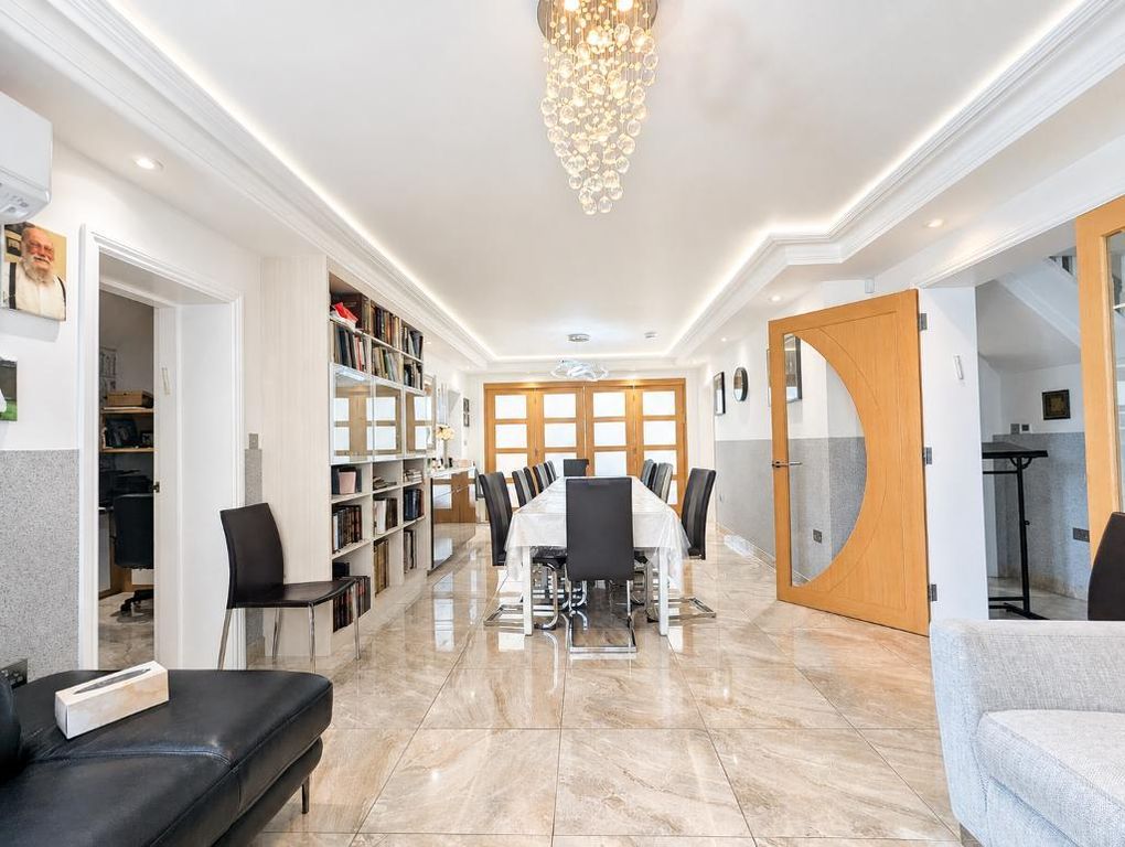 Additional image 13 of 7 bed detached house for saleEdgwarebury Lane, Edgware, London HA8