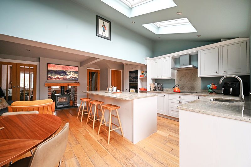 Additional image 10 of 4 bed semi-detached house for saleCemetery Road, Dronfield S18