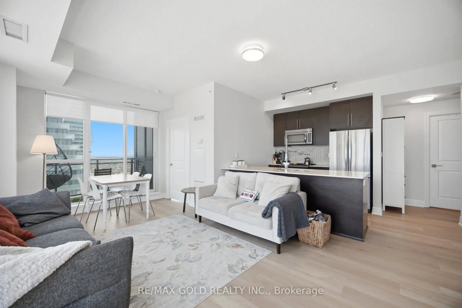 Additional image 6 of 4011 Brickstone Mews 1807