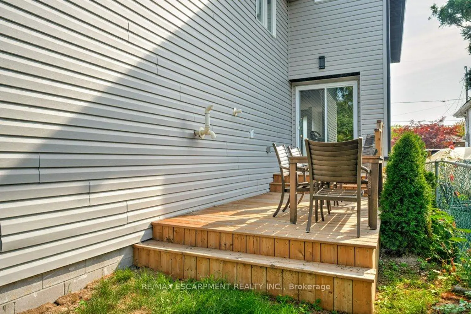 Additional image 18 of 38 East 16Th Street