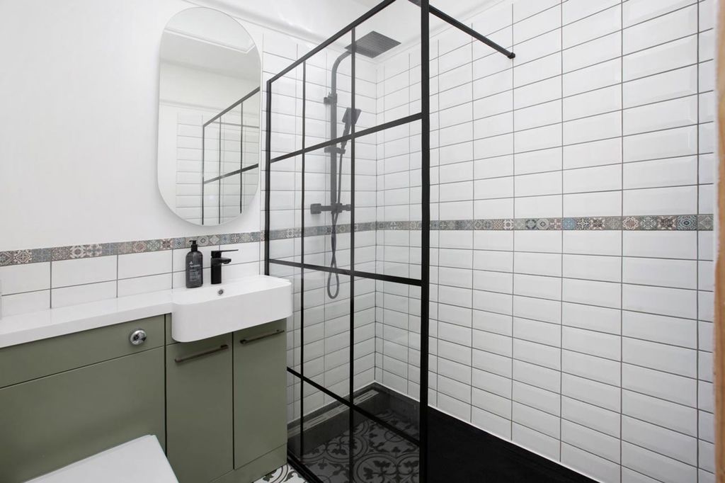 Additional image 10 of 3 bed flat for saleBarton Villas, Dawlish EX7