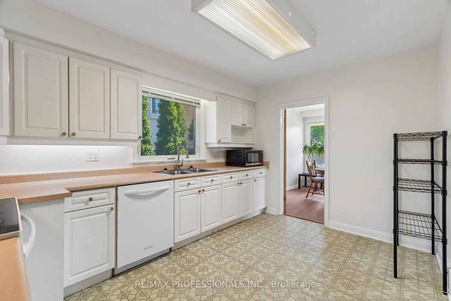Additional image 6 of 151 Perry Crescent