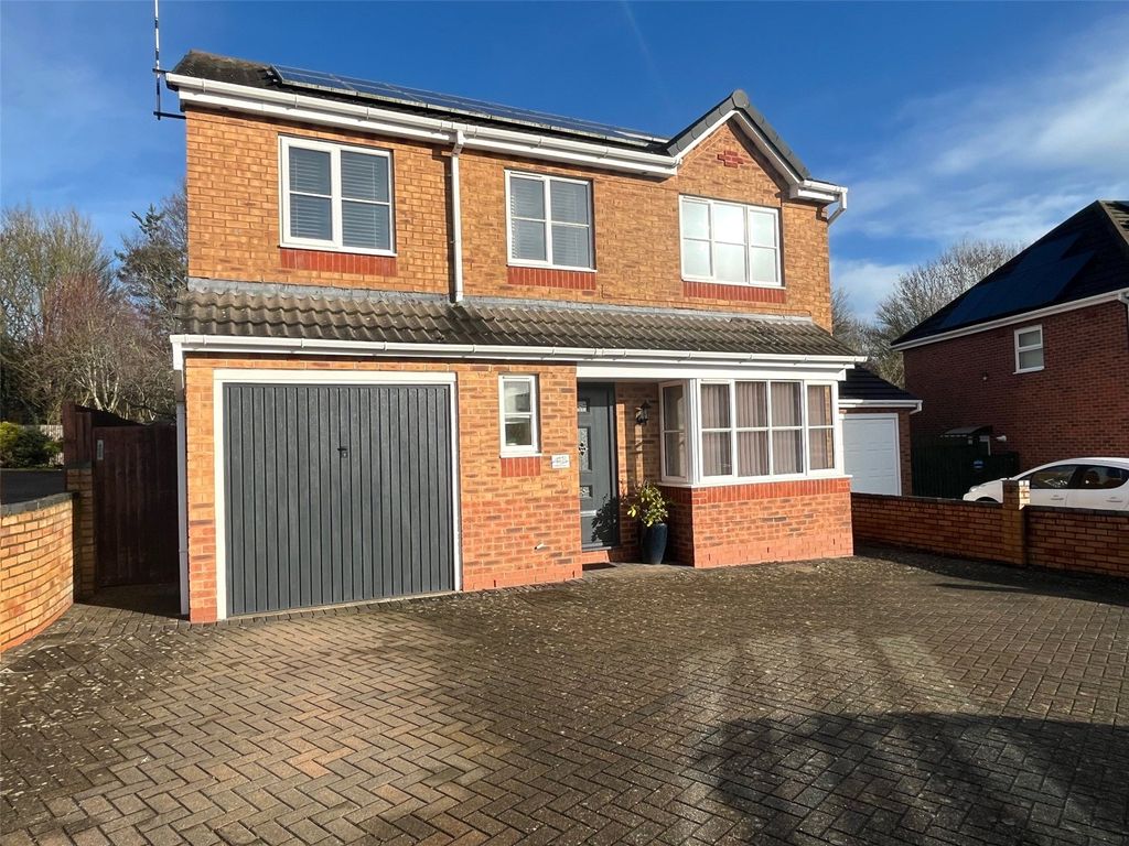4 bed detached house for saleFranklin Way, Daventry, Northamptonshire NN11