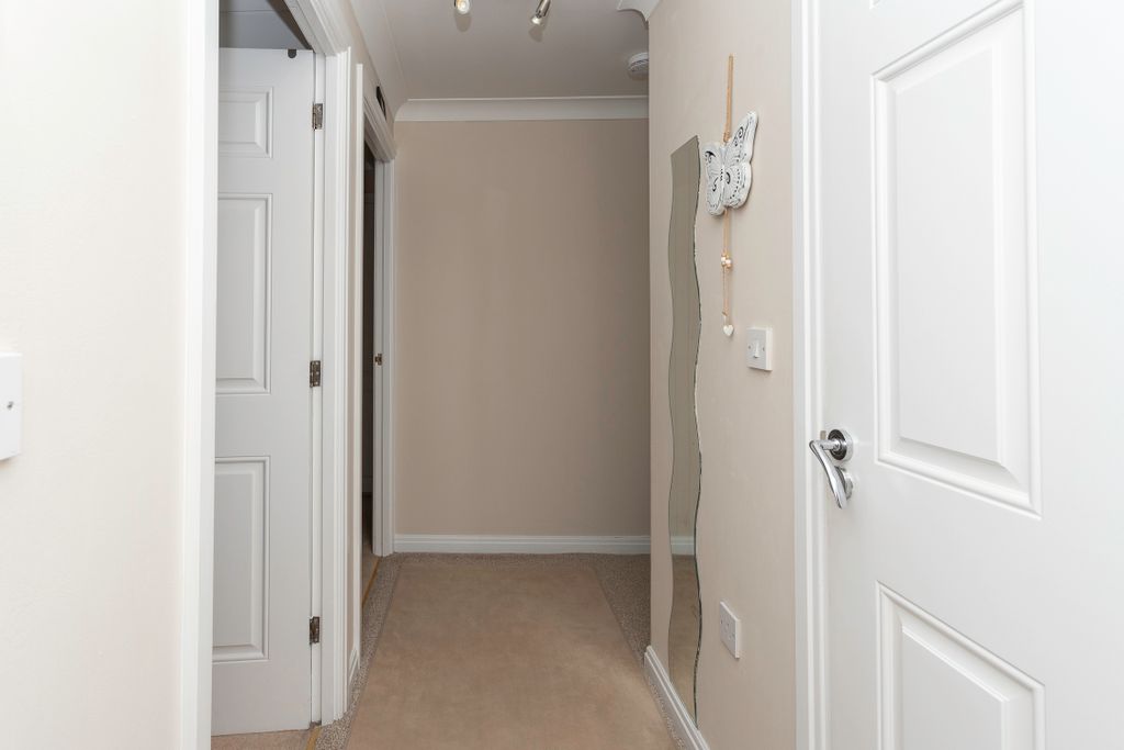 Additional image 16 of 2 bed flat for saleBlackthorn Drive, Huddersfield HD3
