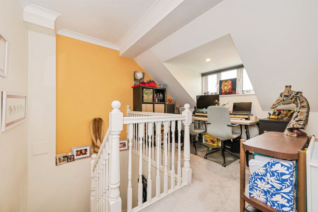 Additional image 6 of 2 bed flat for saleTwyford Road, Eastleigh SO50