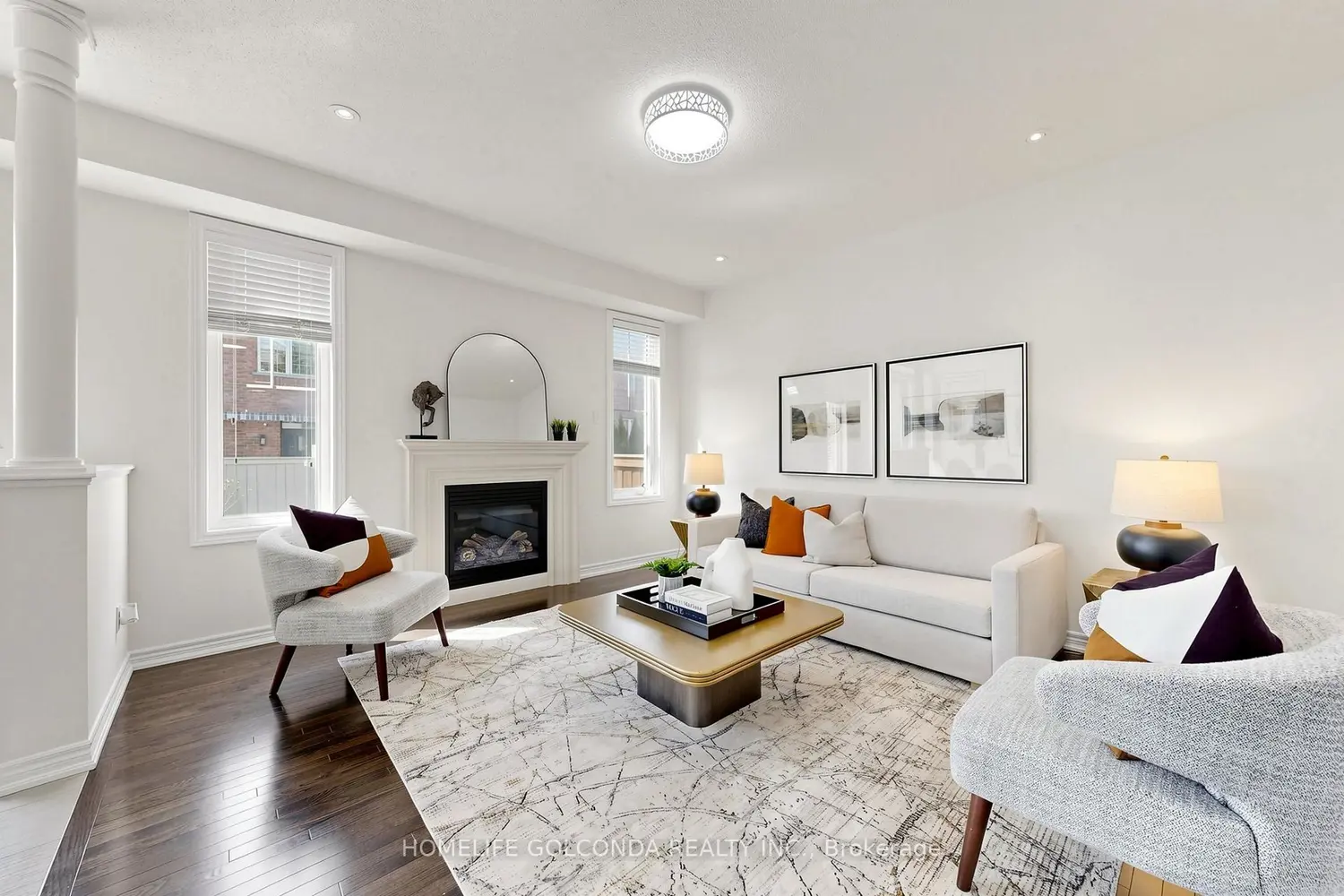 84 Pavlova Crescent photo 5