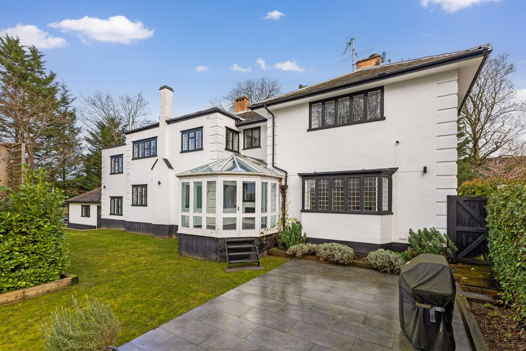 Additional image 13 of 4 bed detached house for sale1 College Avenue, Epsom KT17