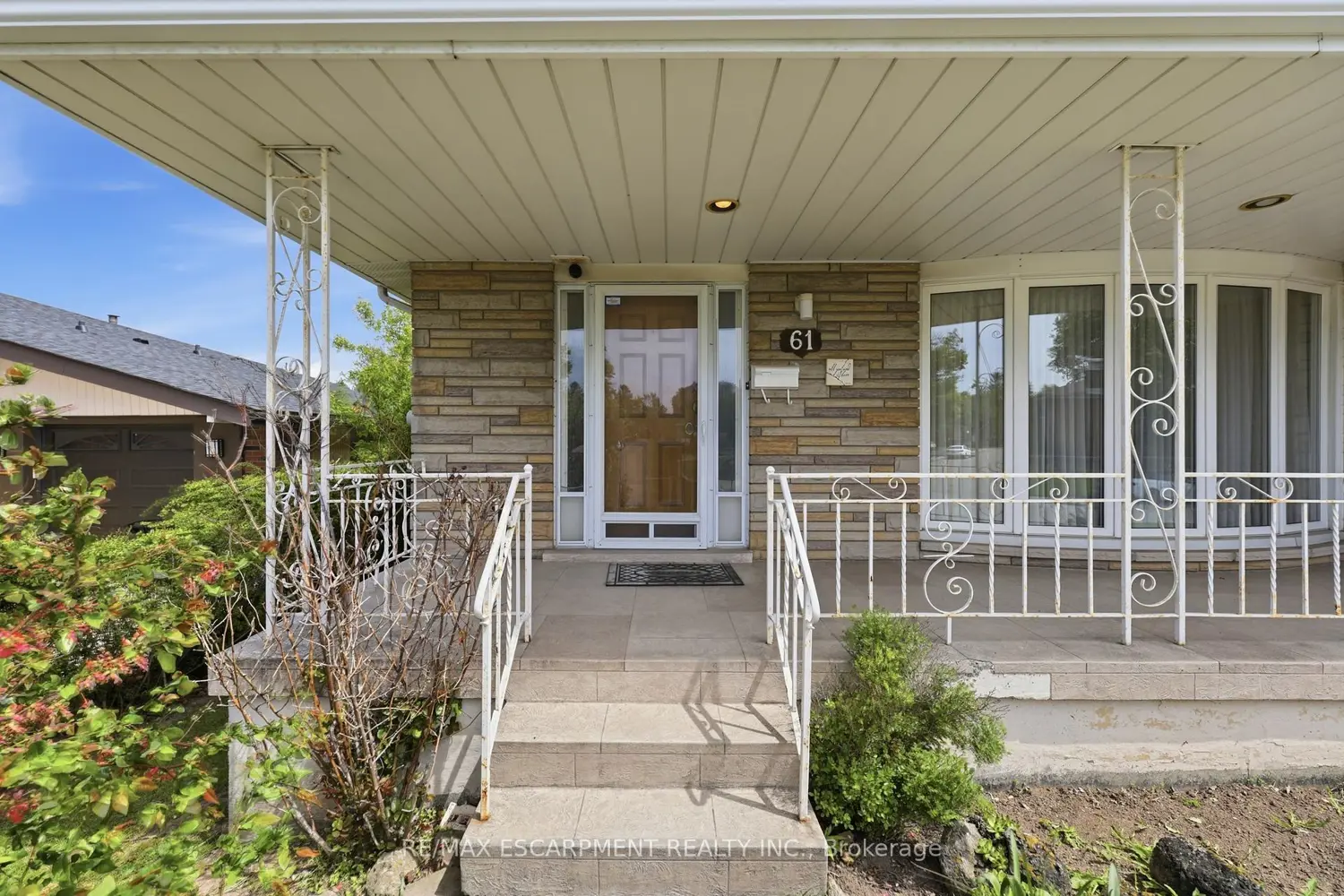 61 Bellingham Drive photo 4