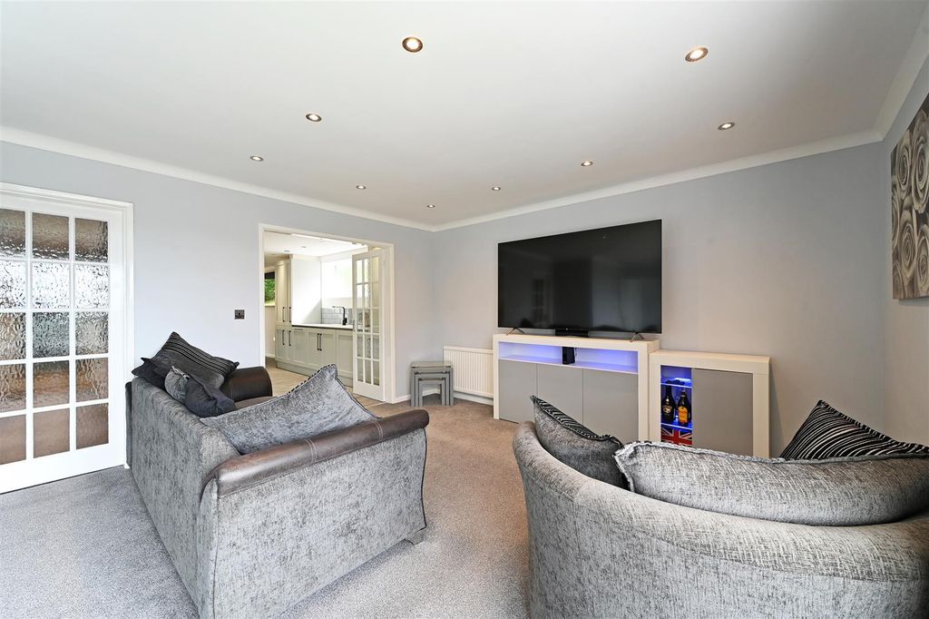 Additional image 6 of 3 bed detached bungalow for saleLangdale Drive, Dronfield S18