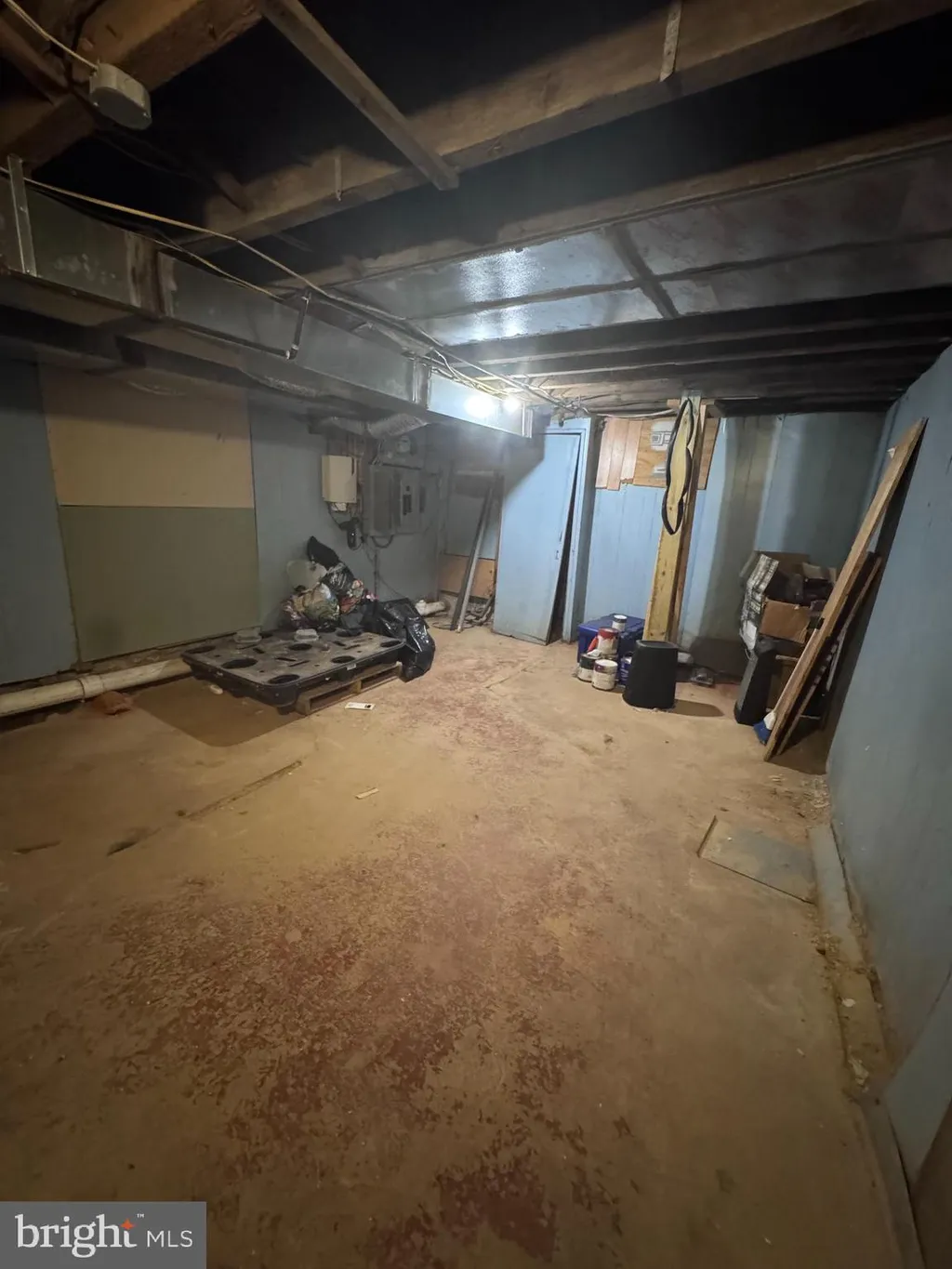 2010 W Oxford Street, Philadelphia, PA 19121