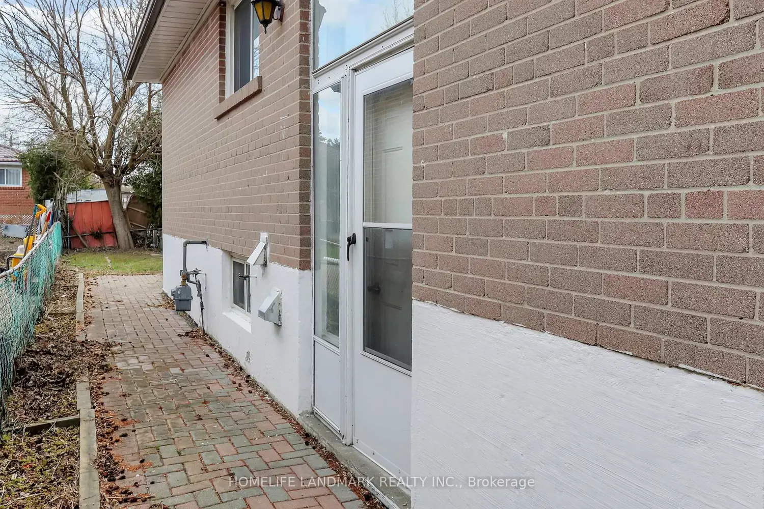 Additional image 12 of 225 Pineway Boulevard