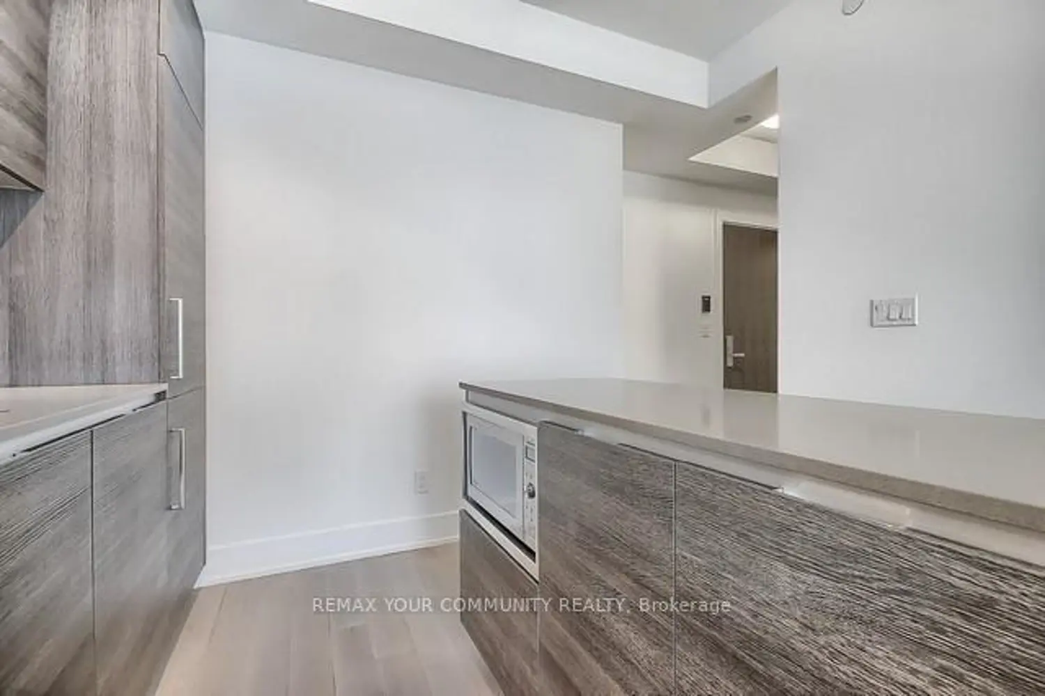 Additional image 8 of 200 Bloor Street 2006