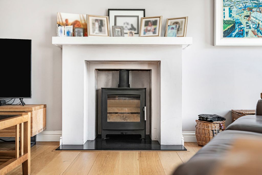 Additional image 10 of 5 bed semi-detached house for saleBarley Mow Road, Englefield Green, Egham, Surrey TW20