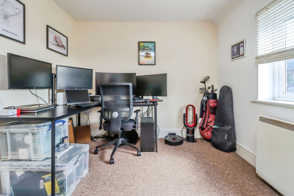 Additional image 12 of 2 bed flat for saleNewtown Road, Whitchurch SY13