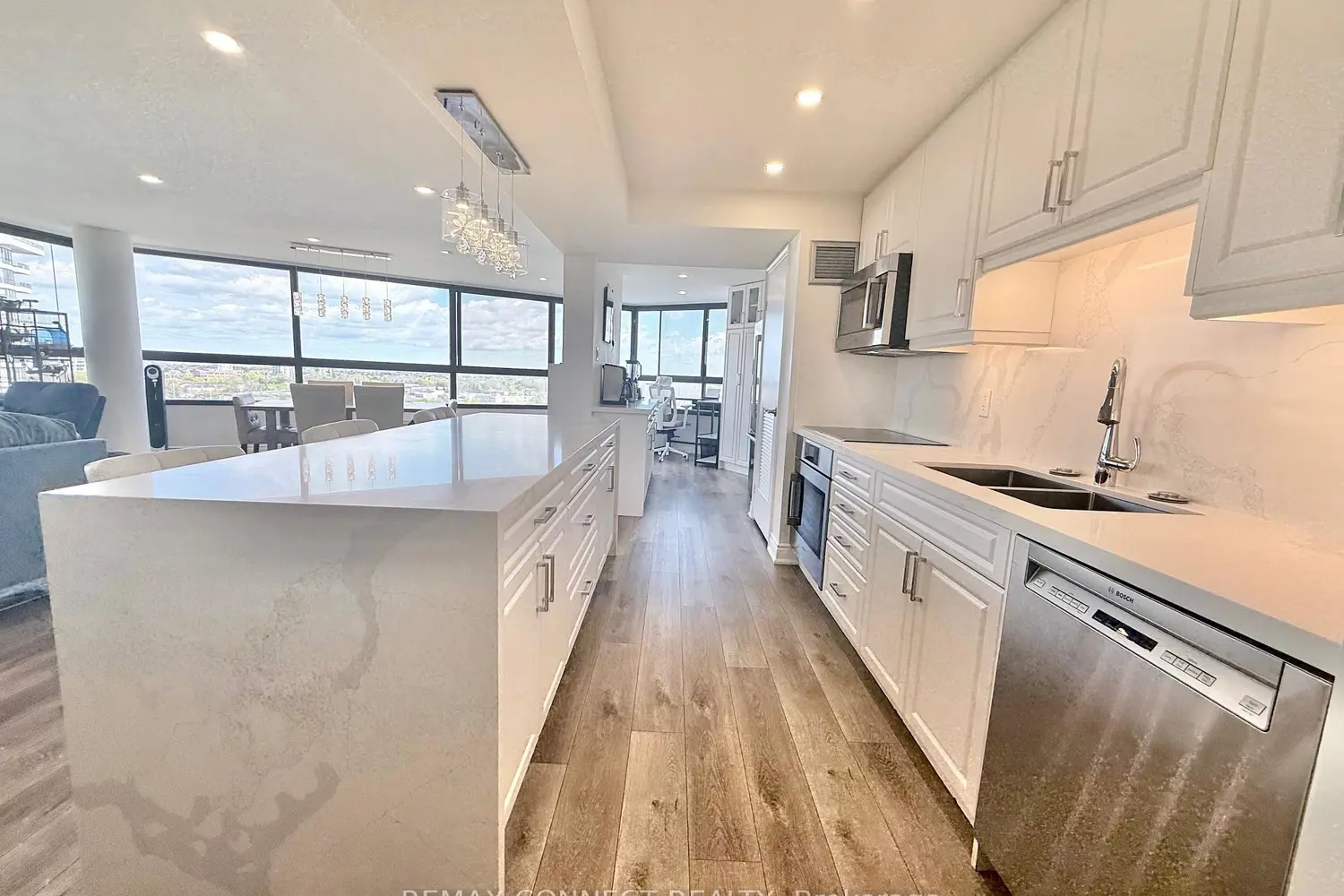 Additional image 8 of 1300 Bloor Street 2107