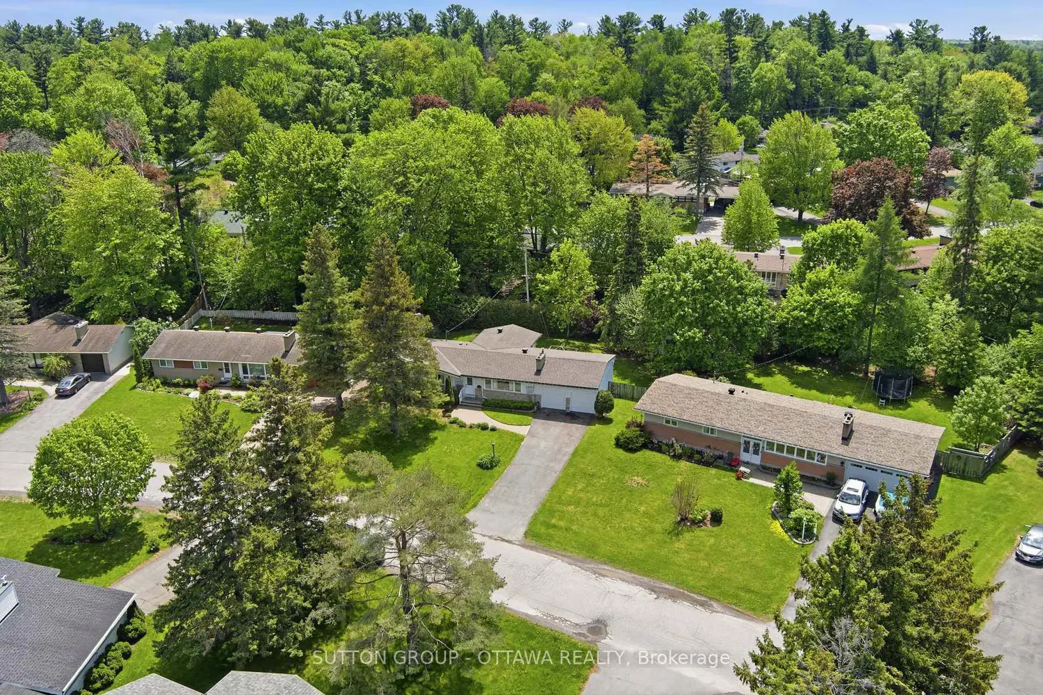Additional image 20 of 45 Larkspur Drive