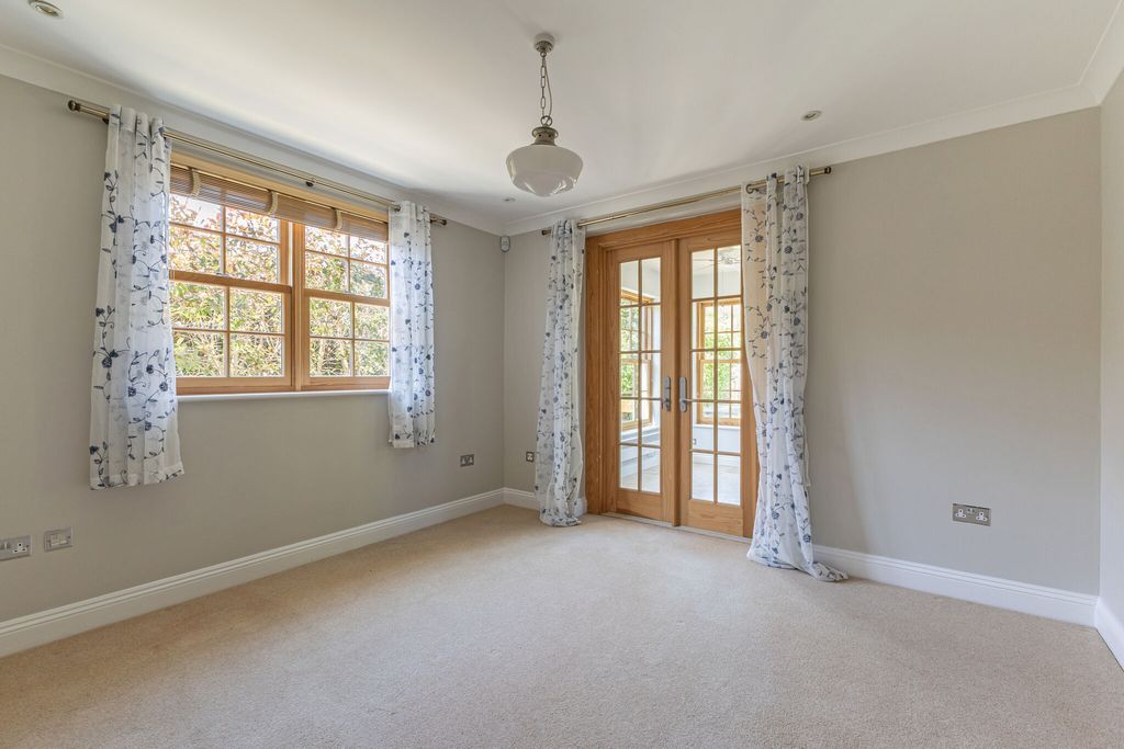 Additional image 23 of 5 bed detached house for saleNorthcroft Close, Egham TW20