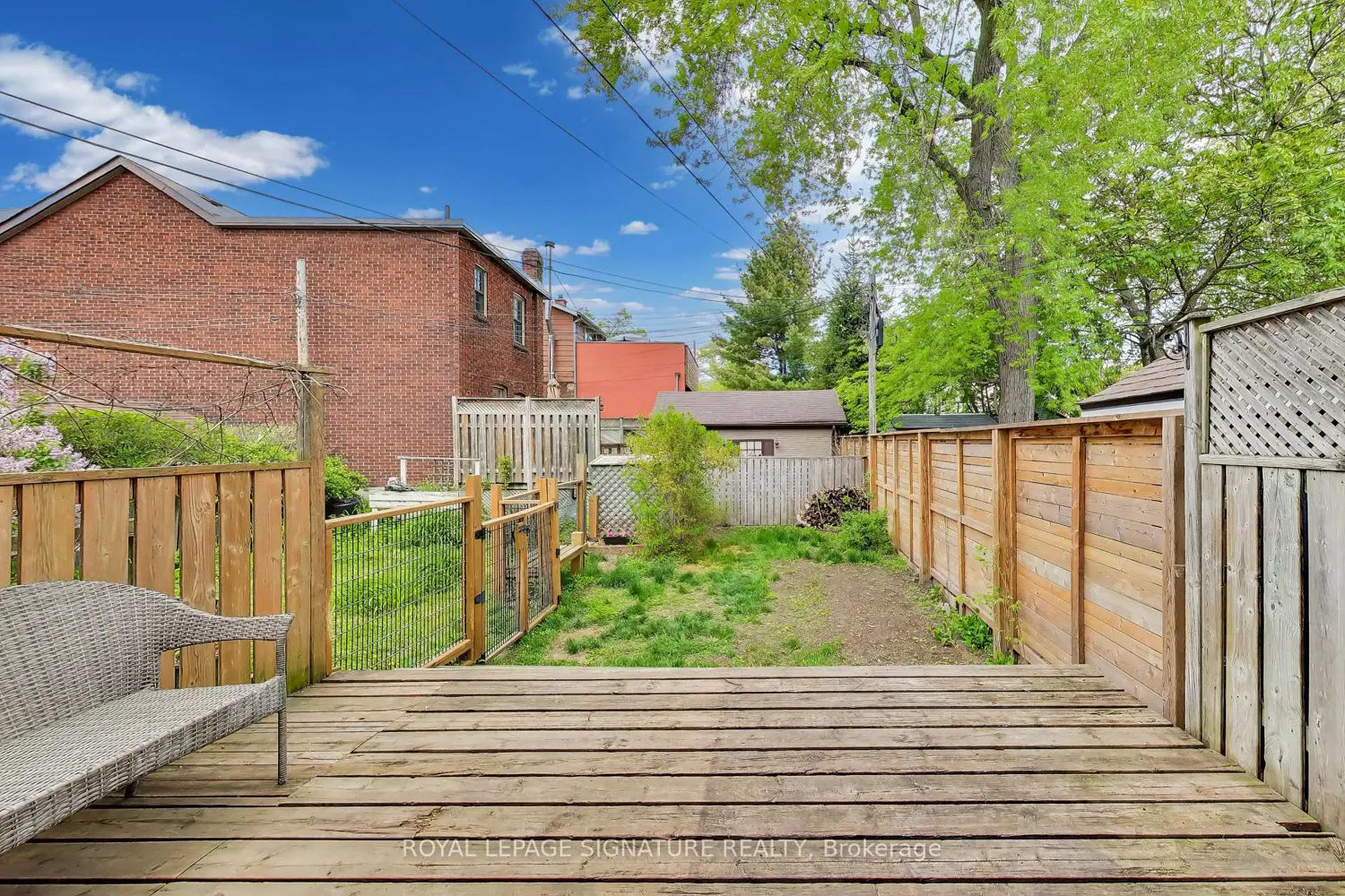 Additional image 19 of 2102 Gerrard Street