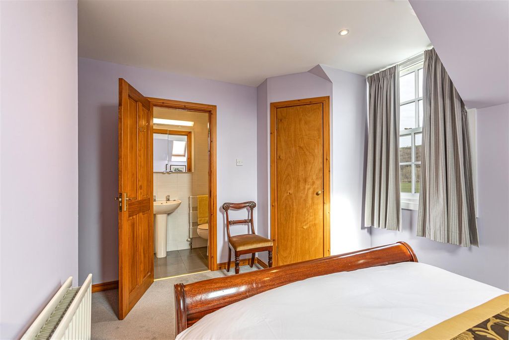 Additional image 14 of 2 bed property for saleThe Gate House, Abbey Mill Park, Melrose TD6