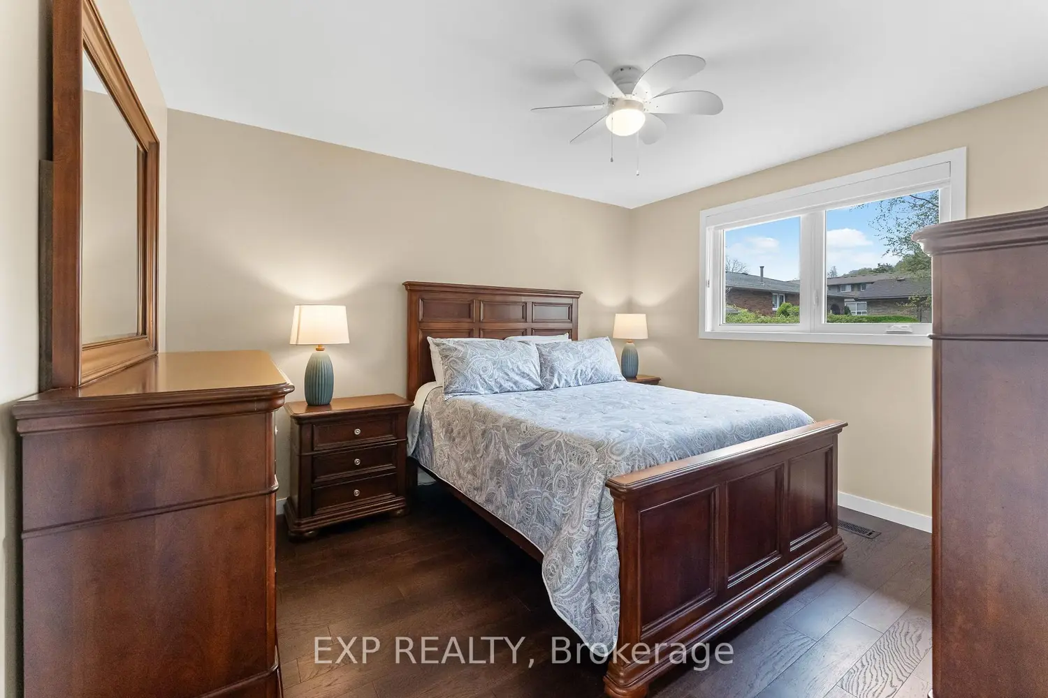 Additional image 8 of 142 Marcella Crescent