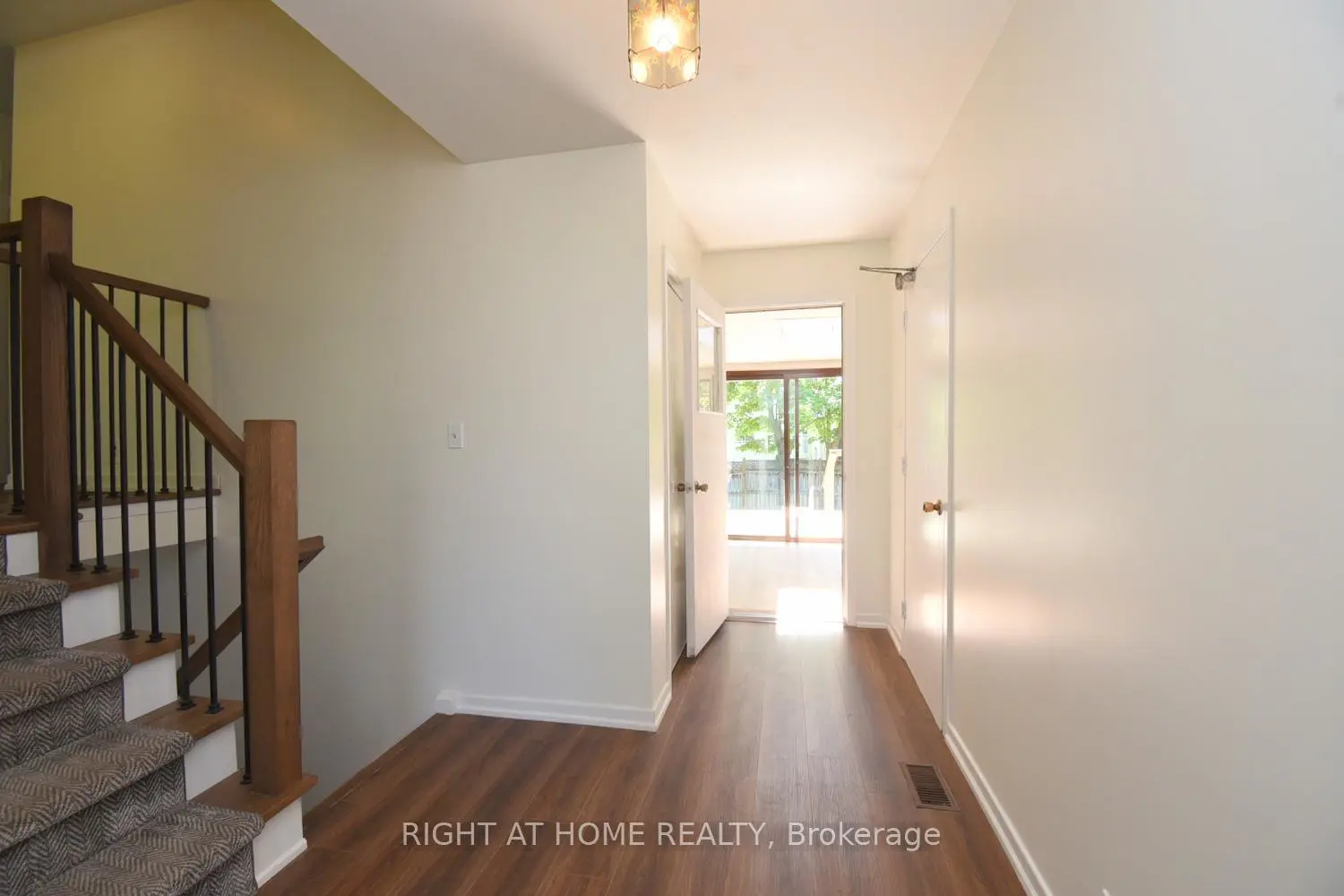 740 Hyde Road photo 4