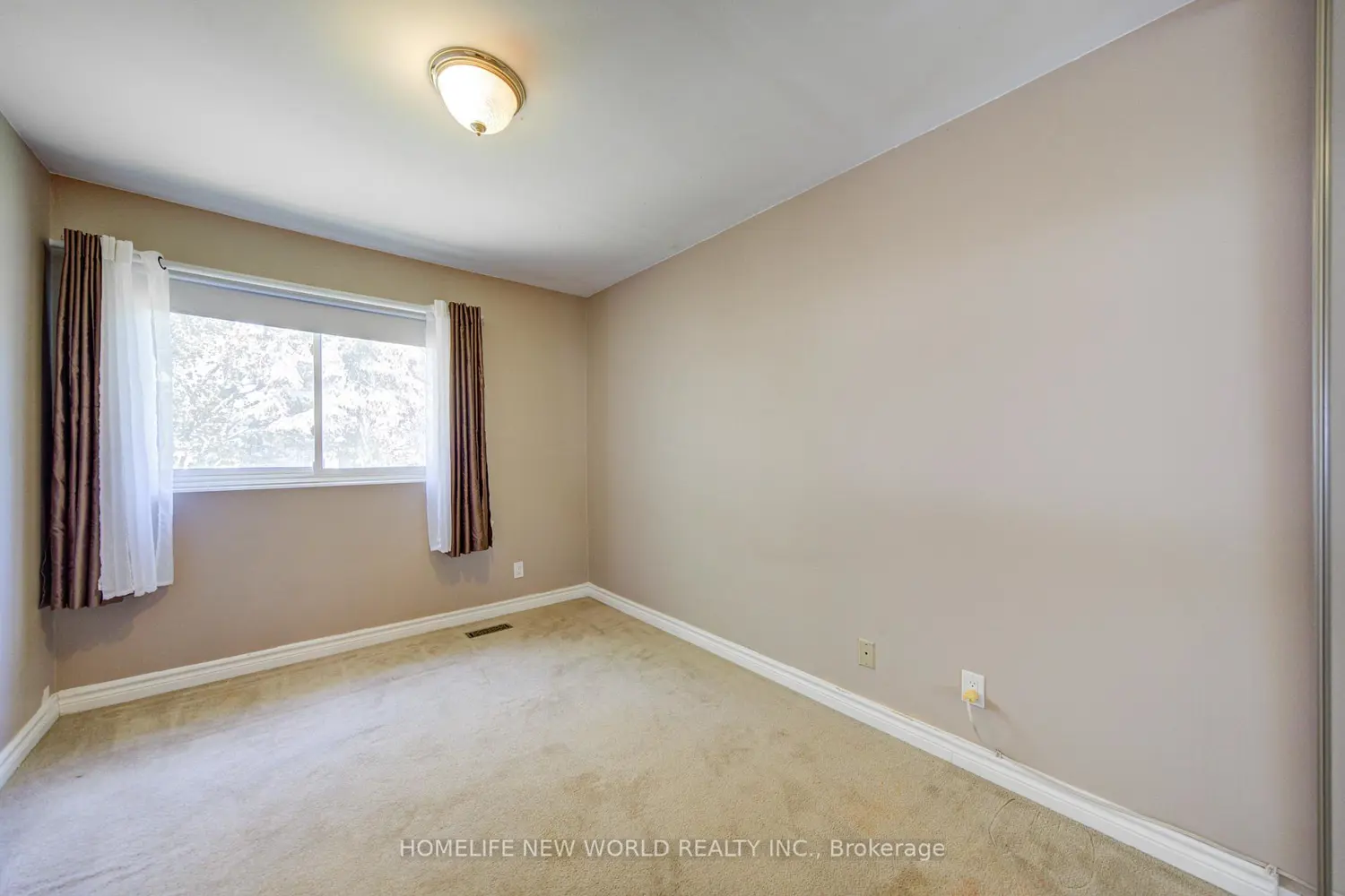 Additional image 6 of 42 Hamilton Hall Drive