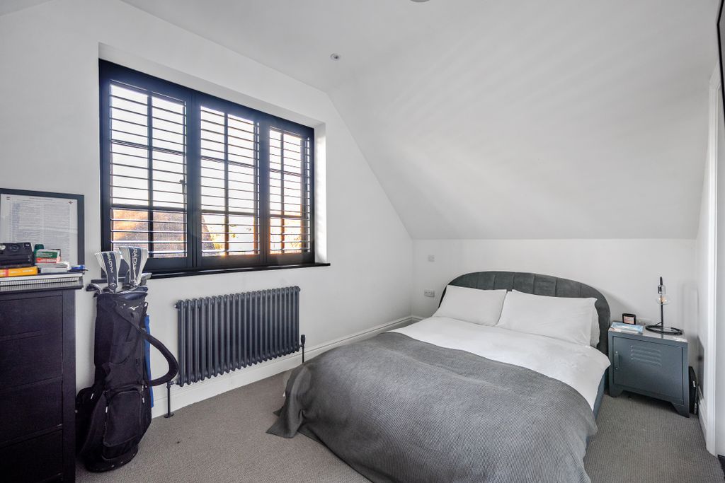Additional image 18 of 4 bed terraced house for saleDowns Road, Epsom KT18