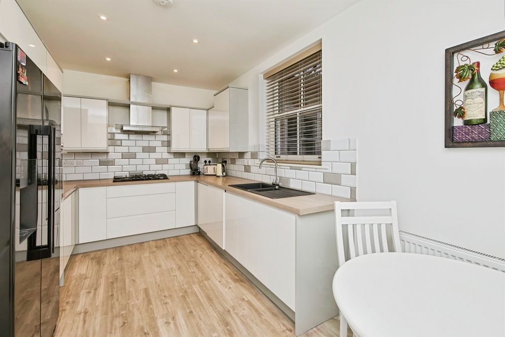 2 bed flat for saleDuffield Road, Derby DE22 photo 4