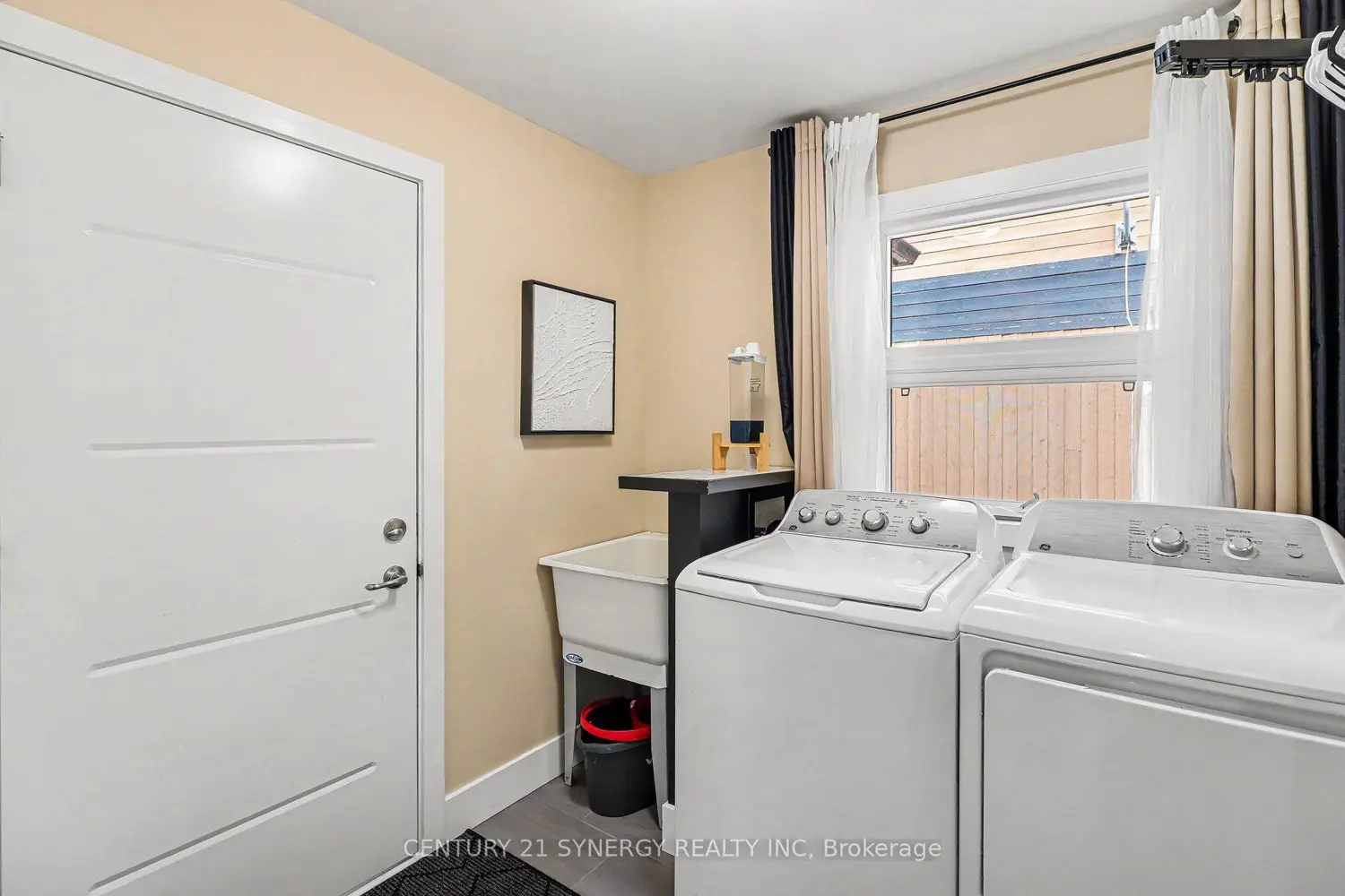Additional image 10 of 754 Saint Joseph Street