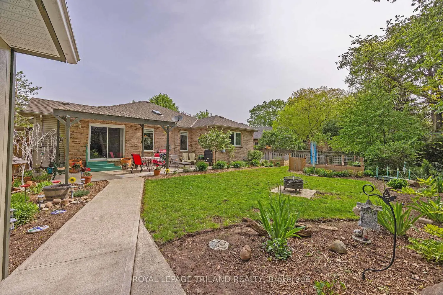 Additional image 9 of 557 Inverness Avenue