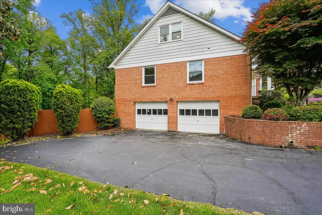 3709 Camelot Drive, Annandale, VA 22003