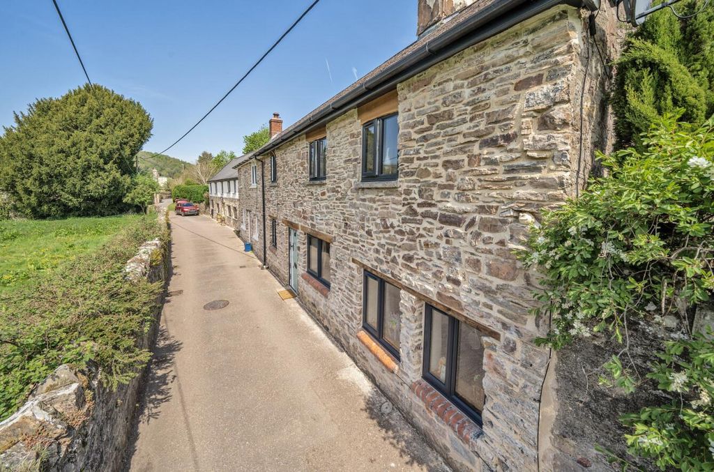 2 bed semi-detached house for saleFrog Street, Bampton, Tiverton EX16