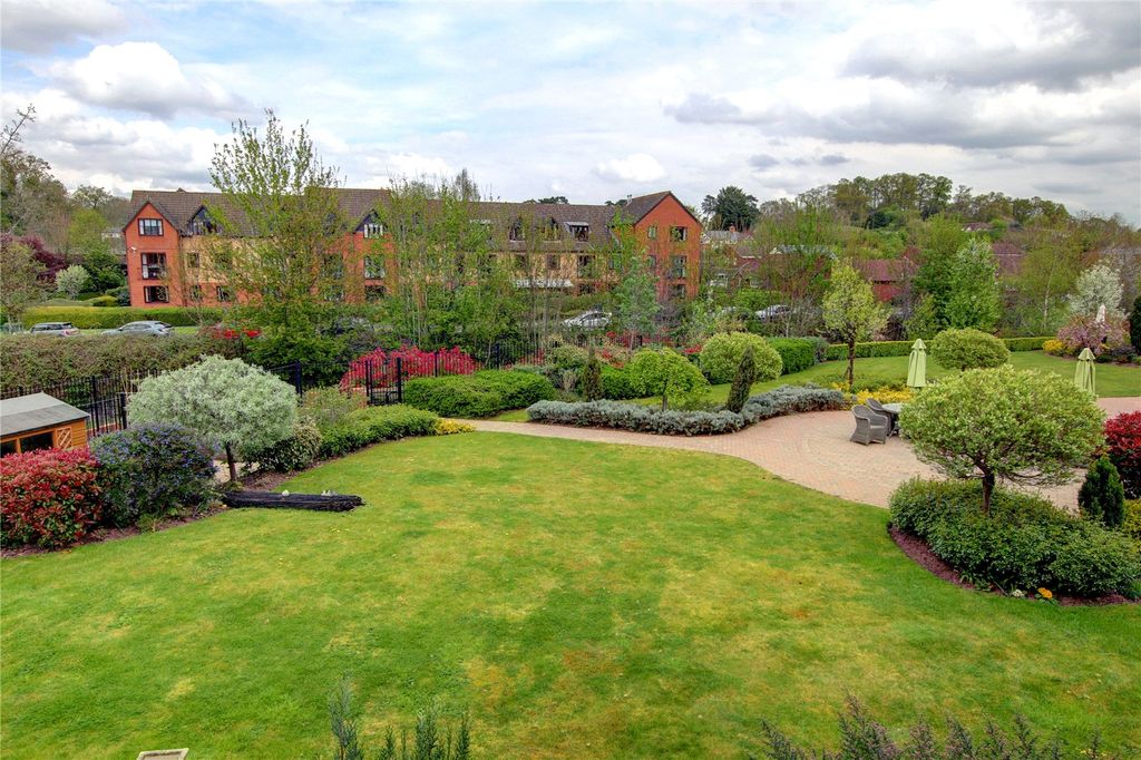 Additional image 15 of 2 bed flat for saleHanbury Road, Droitwich, Worcestershire WR9