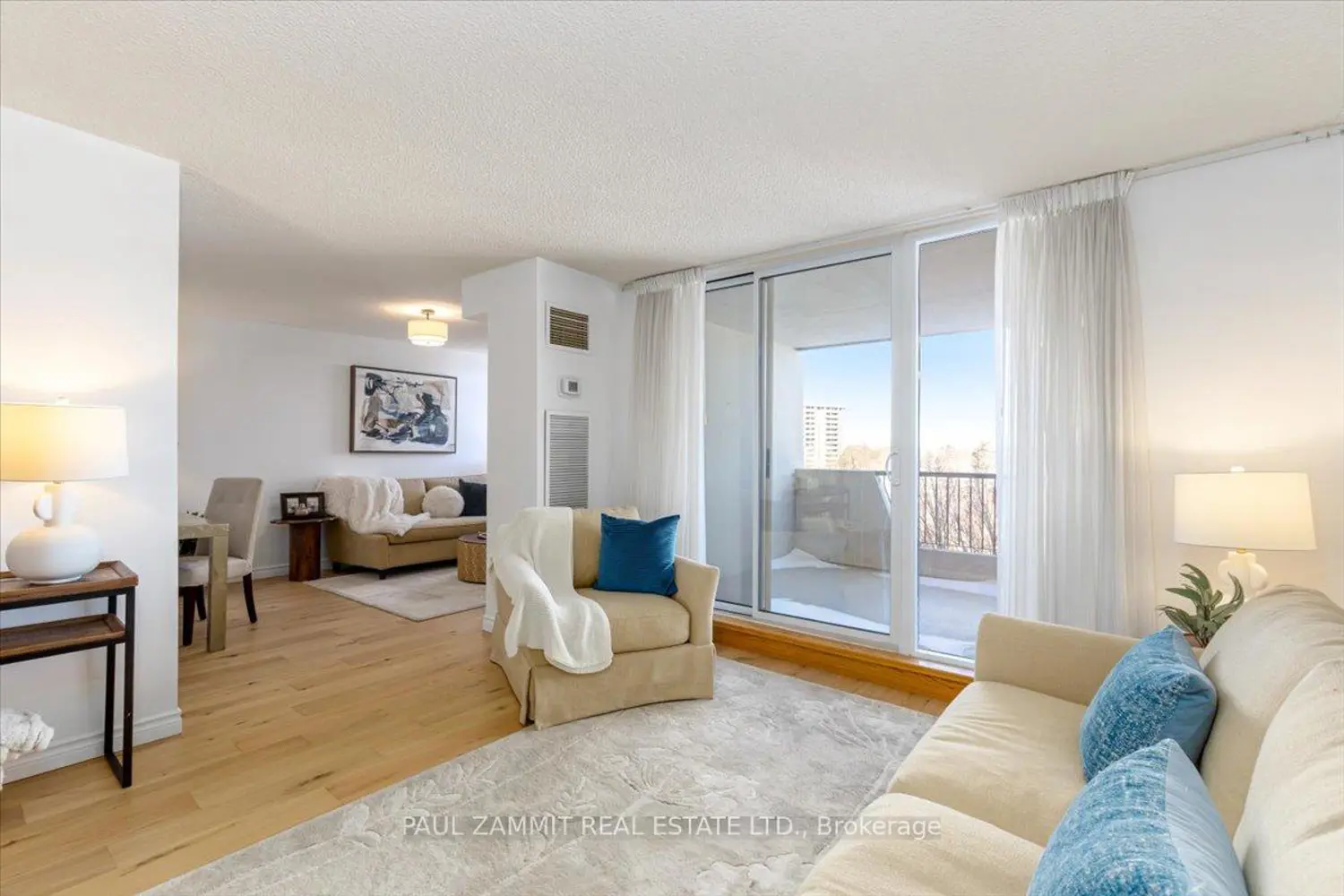 Additional image 3 of 7811 Yonge Street 701
